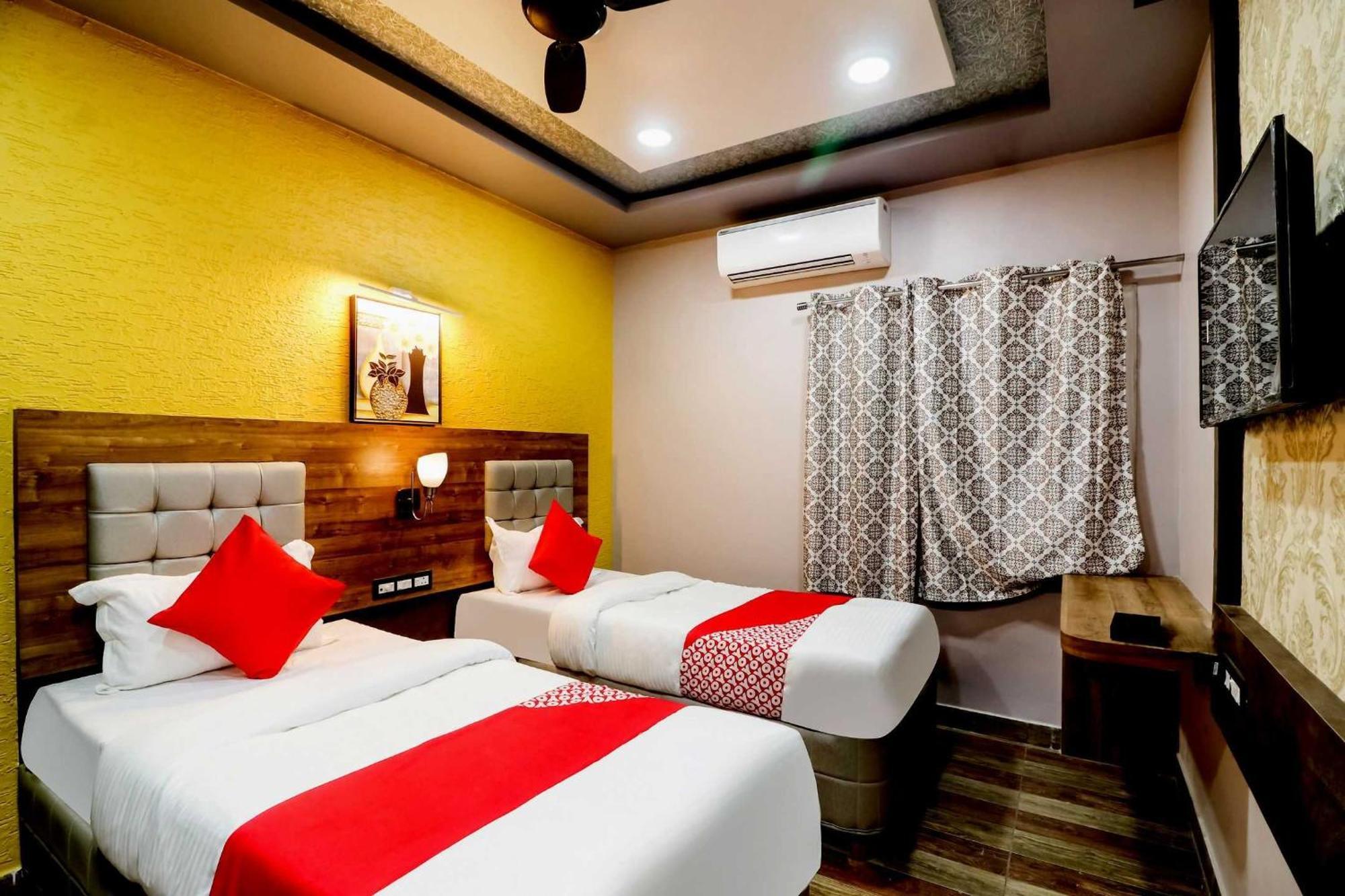 Super Hotel O Padma Manor Brahmapur Kültér fotó