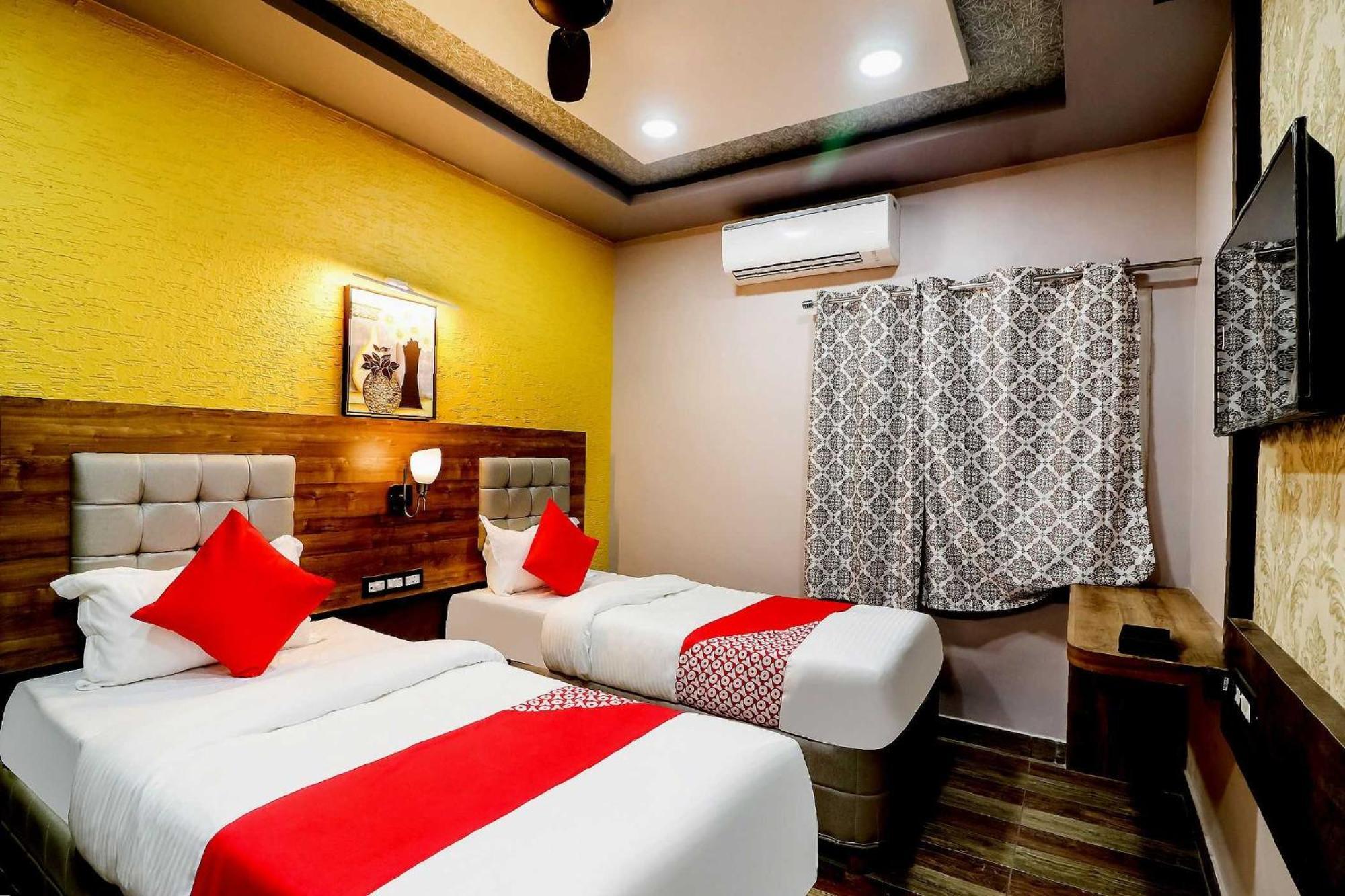 Super Hotel O Padma Manor Brahmapur Kültér fotó