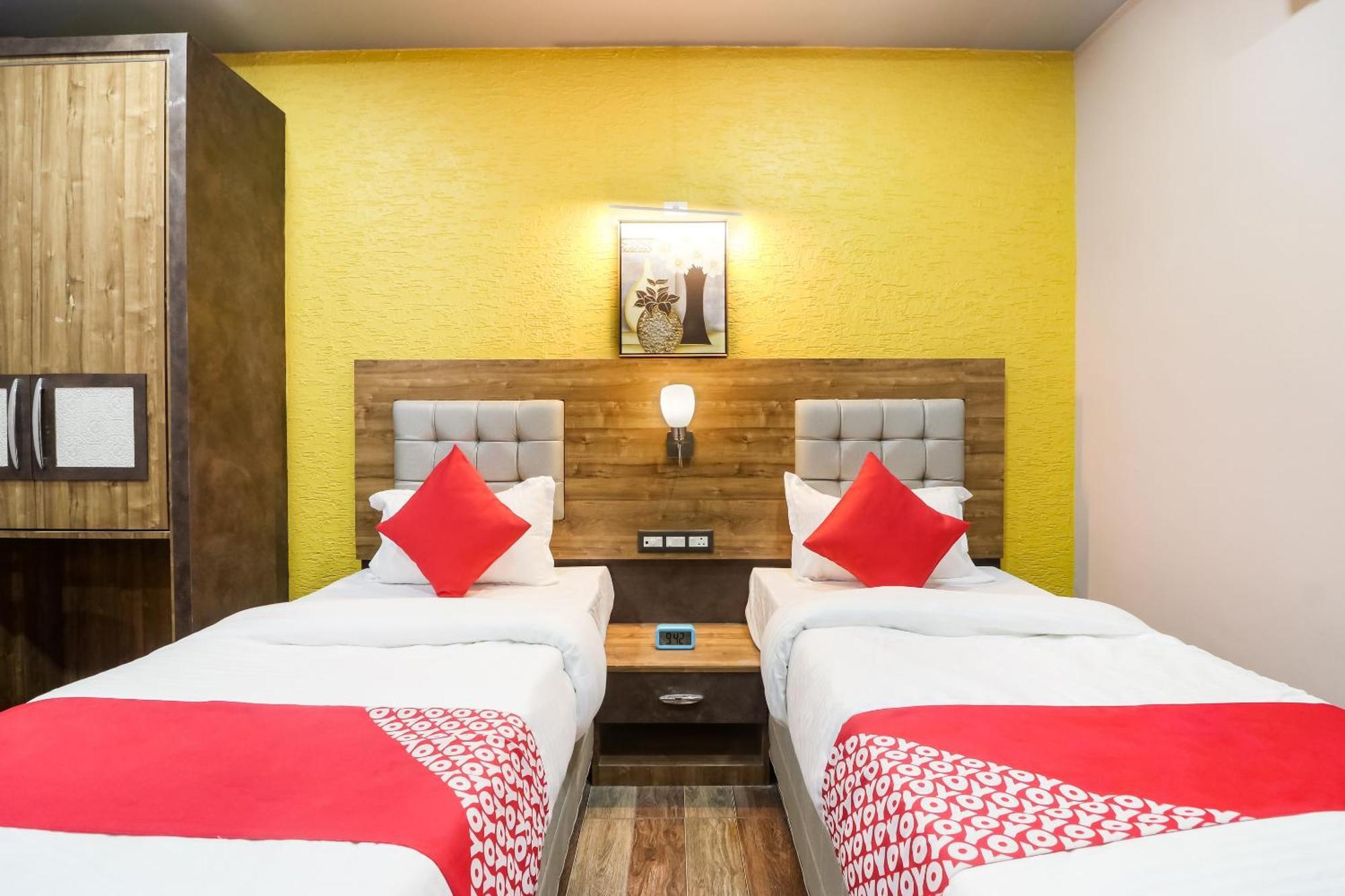 Super Hotel O Padma Manor Brahmapur Kültér fotó